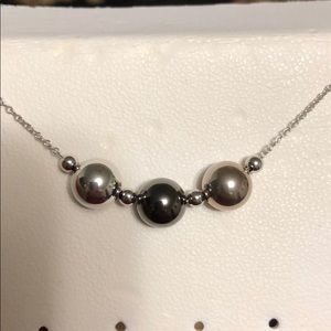 Final price !!!  10k white and black gold necklace